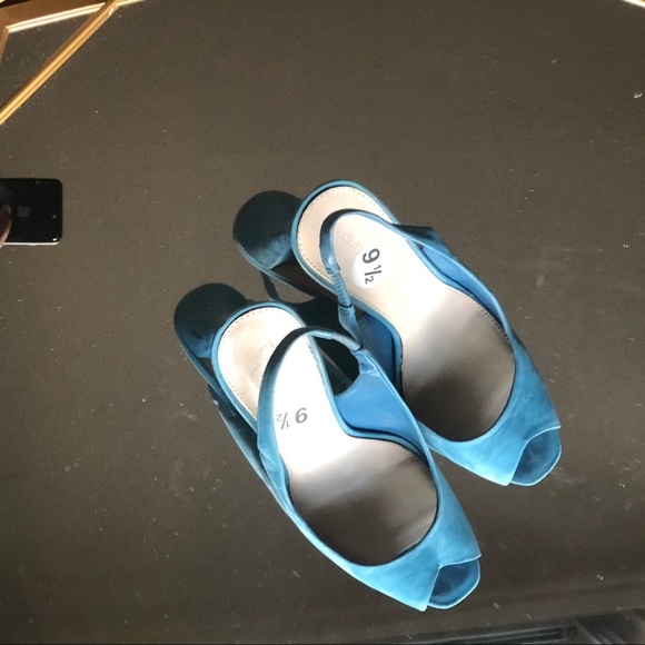 Nine West Stilettos - Picture 3 of 4